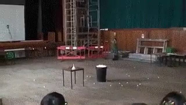 Жидкий азот и шарики для пинг понга жесть