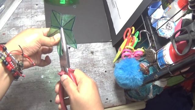 4 Ideas de Reciclaje Estrellas con Botellas de Plástico PET/ DIY 3D Star From Plastic Bottle смотреть онлайн