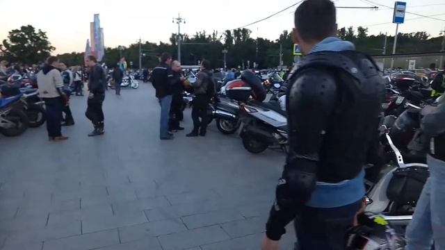 Мотоциклисты. Воробьёвы Горы. смотреть онлайн
