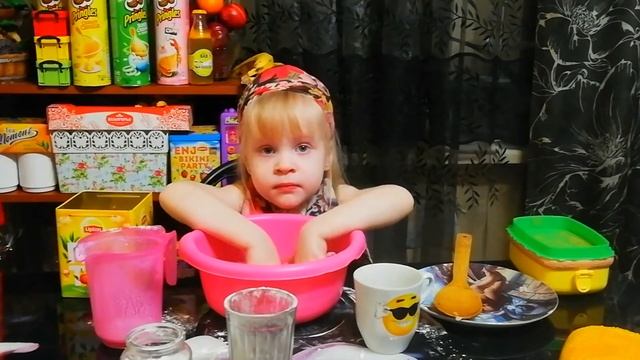 ГОТОВИМ ЧЕБУРЕКИ КОРМИМ БРАТА смотреть онлайн