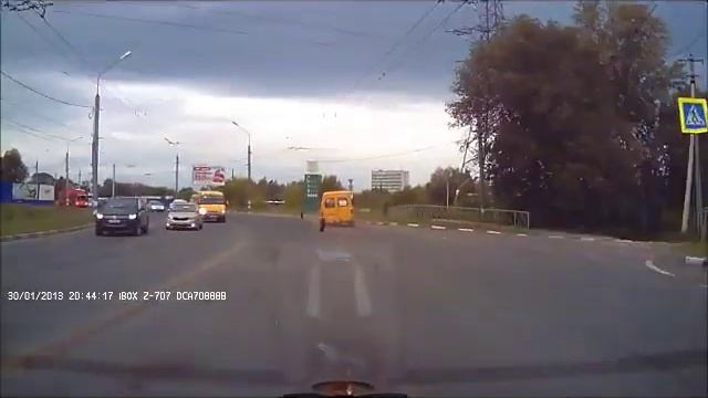 Заволжский район около Мегастрой, время и дата не верно, дата 10 06 2016г время примерно 8 часов смотреть онлайн