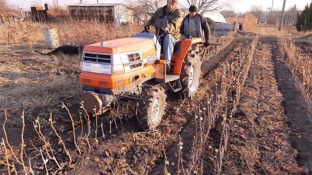 Скоба для выкопки саженцев смотреть онлайн