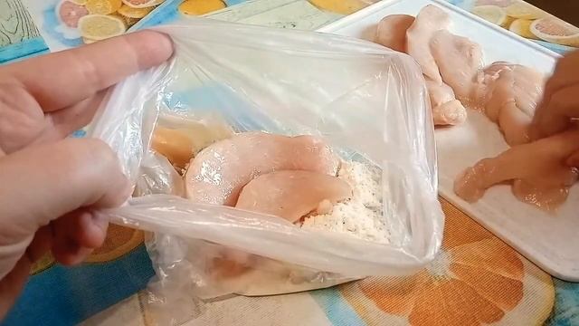 Супер способ! Панирую курицу и рыбу за 5 секунд и без грязной посуды! смотреть онлайн