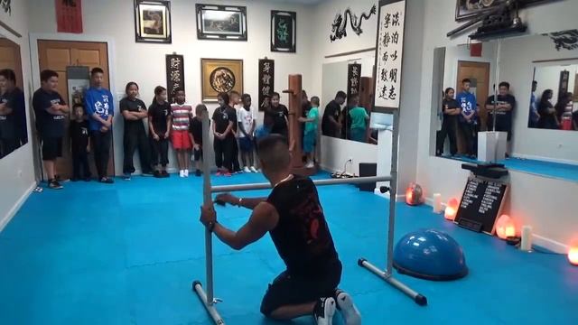 How High Can You Jump? - Kung Fu Challenge смотреть онлайн