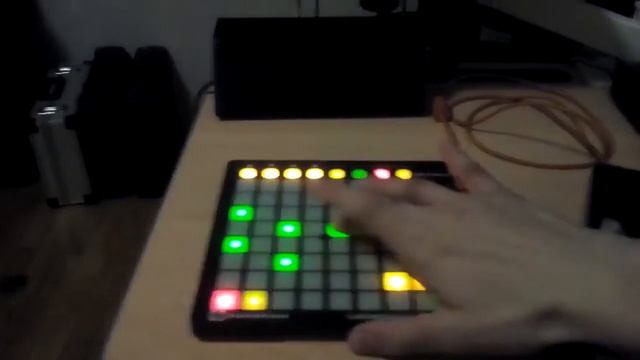 Novation Launchpad Mini MK2 смотреть онлайн