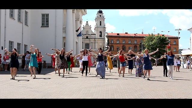 Flash mob #Flamenco in Minsk. #Флешмоб фламенко. Минск. 2.07. 2016. смотреть онлайн