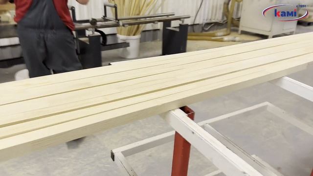 Четырехсторонний продольно-фрезерный станок QUADRO 418. Строжка сращенных брусков на Квадро 418 смотреть онлайн