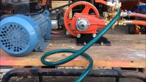 Практический обзор и работа плунжерного насоса опрыскивателя !)