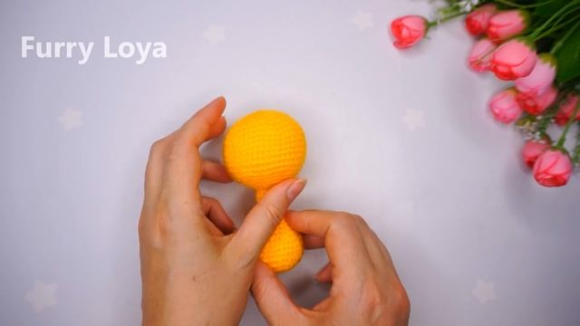 Как связать маленького жирафа крючком . Вязаные игрушки мастер класс . Crochet giraffe .Часть 2 смотреть онлайн