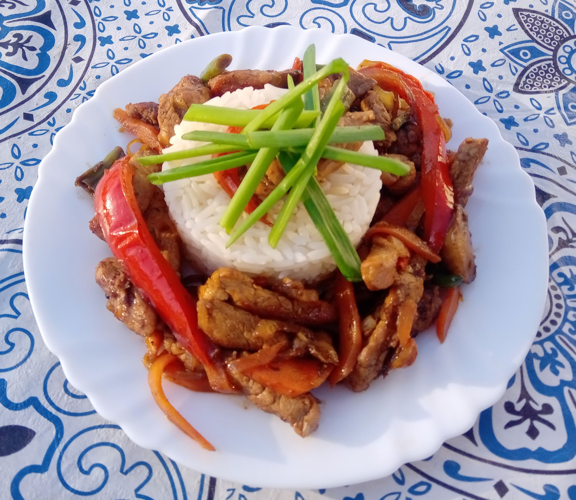 СВИНИНА ПО ТАЙСКИ В КАЗАНЕ на костре