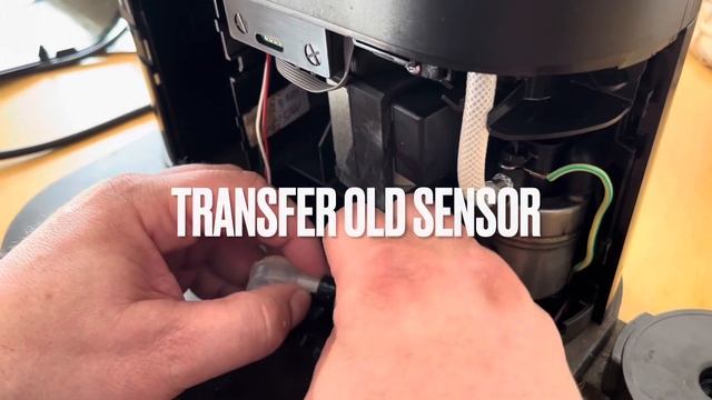 Replacing Flowmeter in Krups /DeLonghi Expert & Milk machine смотреть онлайн