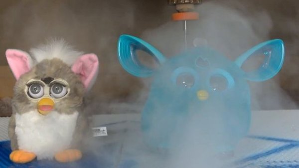 РАСПИЛИЛИ ФЁРБИ ВОДНОЙ СТРУЁЙ!(озвучка на what is inside#7)