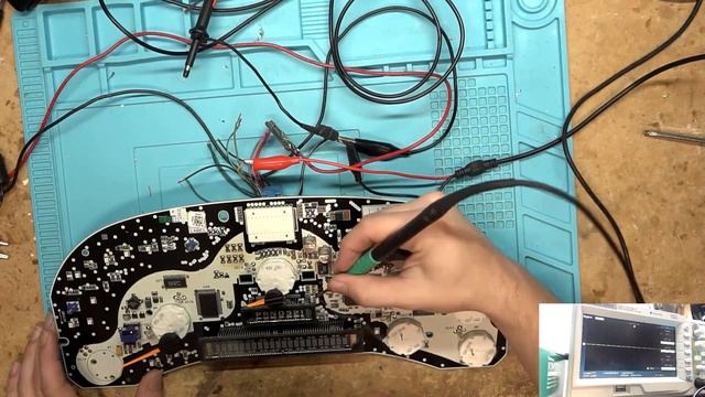 GM Truck Cluster Dead Tachometer or Speedometer Not The Stepper Motor смотреть онлайн