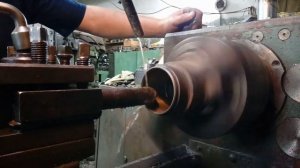 Переделываю передние ступицы от НИВЫ под подшипник от 41 москвича.