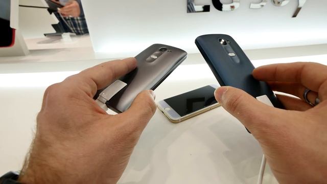 LG Leon Hands On [4K] смотреть онлайн