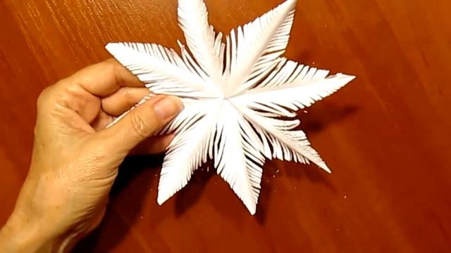 Мастер-класс. Объемная снежинка! Как сделать СНЕЖИНКУ?Новогодние Украшения. Декор дома на Новый год смотреть онлайн