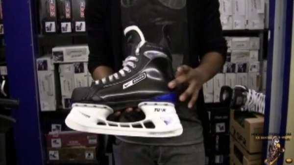 Bauer Supreme One95 Ice Hockey Skates Video Review (skateattack.co.uk)