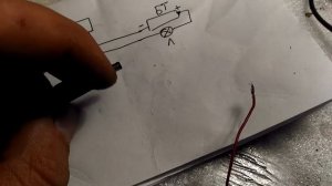 2 способа определения полярности адаптера зарядки.