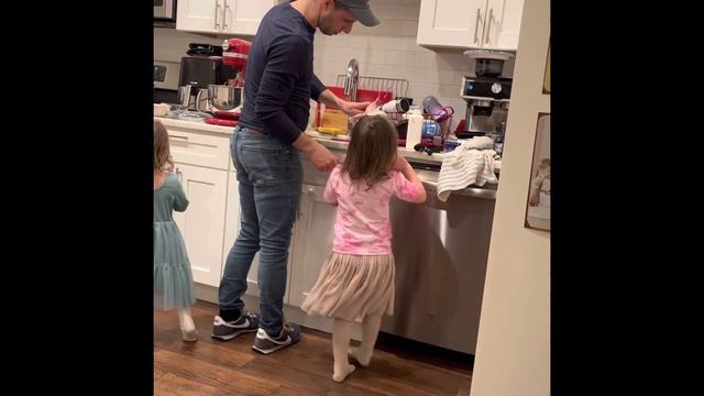 Jake Jo and Ju Make Cupcakes!! смотреть онлайн