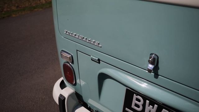 Lot No. 178 - 1969 Volkswagen Type 2 Westfalia 'Bay Window' Camper Van смотреть онлайн