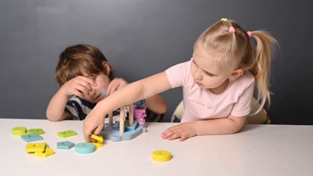 Игрушка из дерева для развития моторики СЛОНИК. Сортировщик. Пирамидка. Сортер. Логический тренажер смотреть онлайн