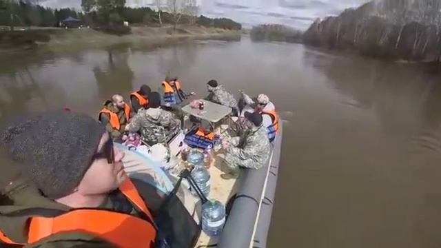 Чусовая 2017. На борту 10 человек. смотреть онлайн