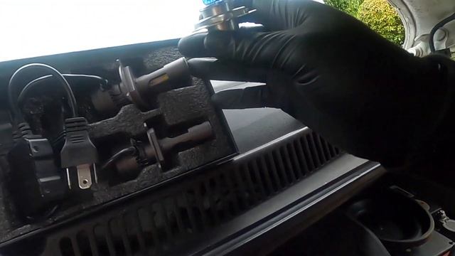 VW T5 Transporter LED H4 Headlight Bulb Upgrade