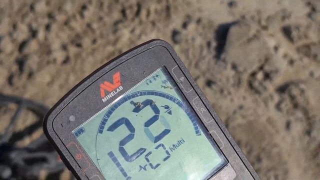 Первый летний выход на пляж с Minelab EQUINOX 800