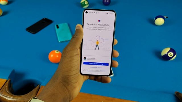 Google Pixel 5 Consumer Review | an Interesting Story for a $700 Phone... смотреть онлайн