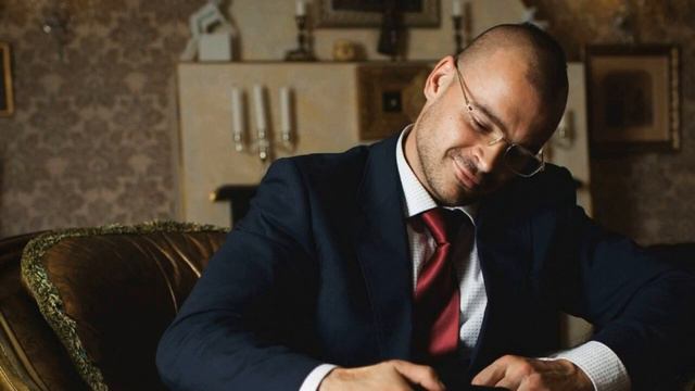 НАСТОЯЩЕЕ ПРОШЛОЕ И СНОВА ЗДРАВСТВУЙТЕ