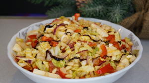 Рецепт праздничного салата за 5 МИНУТ – простой рецепт с сыром фетакса