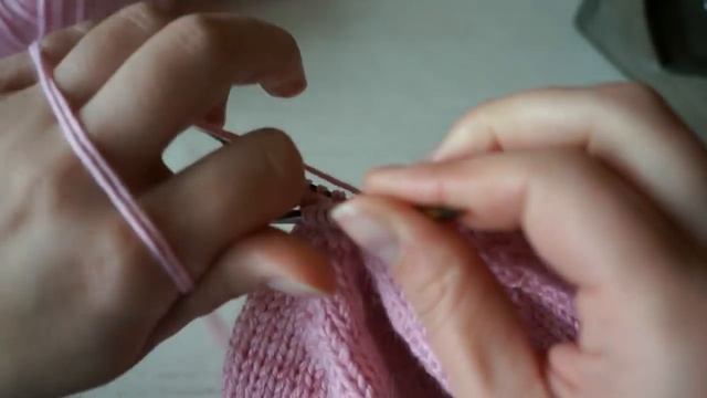 УДОБНАЯ детская шапка - Закрытие макушки, Отворот из открытых петель (ч. 3) смотреть онлайн