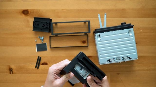 How to assemble your Metra 99-3002 dash kit for select 1995-05 vehicles | Crutchfield смотреть онлайн