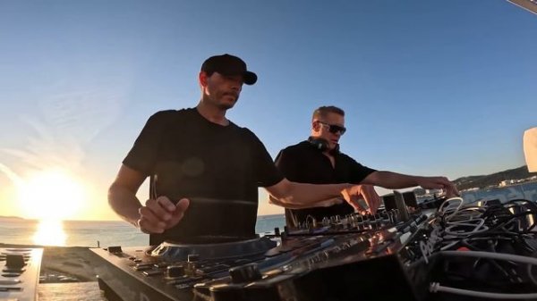 Cosmic Gate Ibiza Sunset Set 2024 (Amàre Beach Hotel Ibiza) [VEVAL.RU]