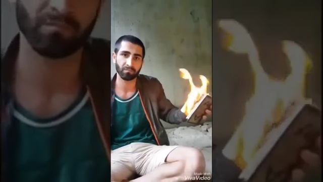 Ин мард куронро оташ мезанад хатман тамошо кунед