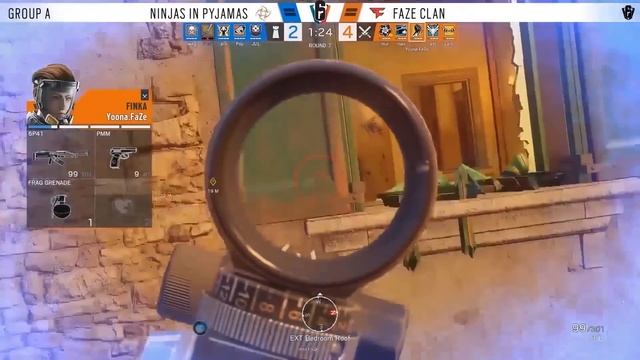 Top Ten BEST Tricks of Year Four Season One - Rainbow Six Siege Phantom Sight смотреть онлайн