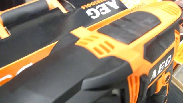 Обзор перфоратора (SDS-PLUS ROTARY HAMMER) AEG KH 24 IE