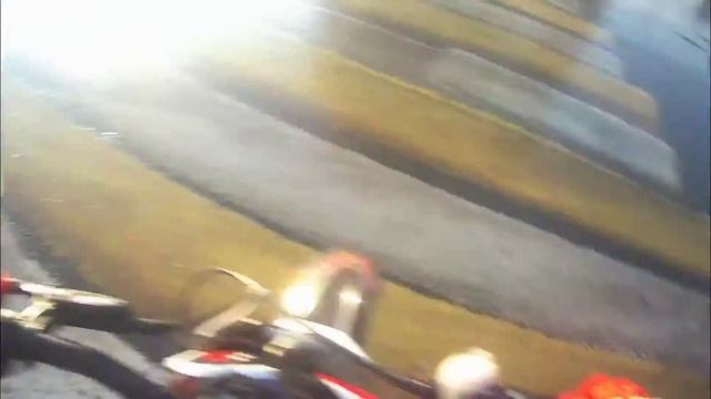 ПОКАТУШКИ НА ПИТБАЙКЕ В ЛЕСУ смотреть онлайн