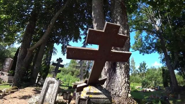 Chica rusa me enseña sus tradiciones y me regala miel | #4 Viaje a la antigua Unión Soviética смотреть онлайн