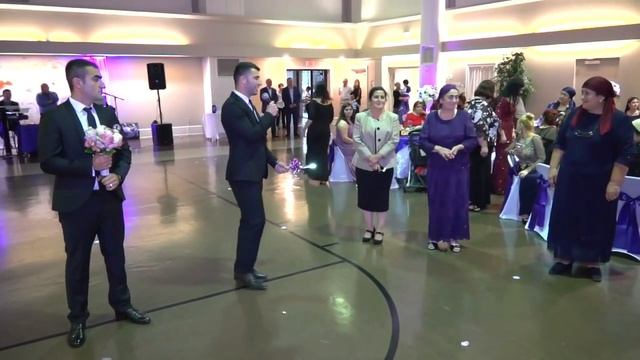 ПЕРВАЯ Встреча Жениха и Невесты на Свадьбе! Гости в Восторге! Смотреть до конца! смотреть онлайн