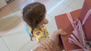 VLOG Второй день в садике. Поздравили сестру с Днем Рождения