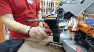 Обзор торцовки Redverg RD MS210 1300S  циркулярная торцовочная пила по дереву с протяжкой