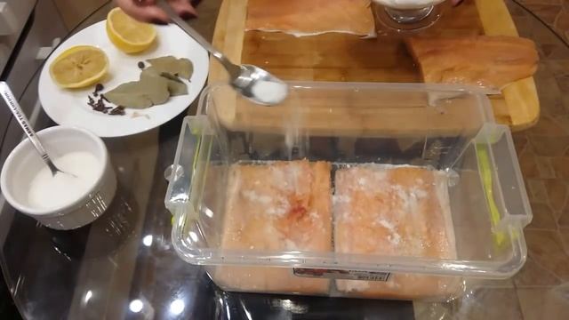 СЕМГА просто КЛАСС, очень ВКУСНЫЙ РЕЦЕПТ!!! Как вкусно приготовить красную рыбу))) смотреть онлайн