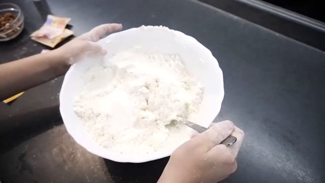 Печенье "Пальчики ведьмы" на Хэллоуин смотреть онлайн