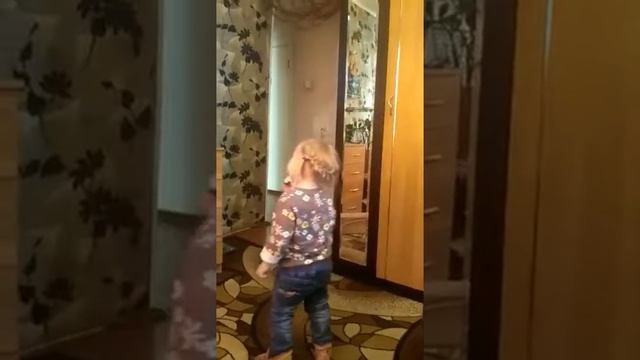 Танцы-обниманцы. Смотреть до конца! смотреть онлайн