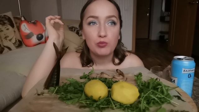 Мукбанг - ИСТОРИЯ / Мост ВИСЕЛЬНИКОВ / СКУМБРИЯ и картошка смотреть онлайн