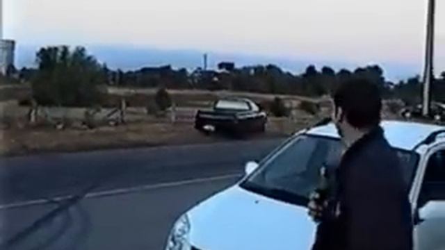 V8 Commodore Ute burnout смотреть онлайн
