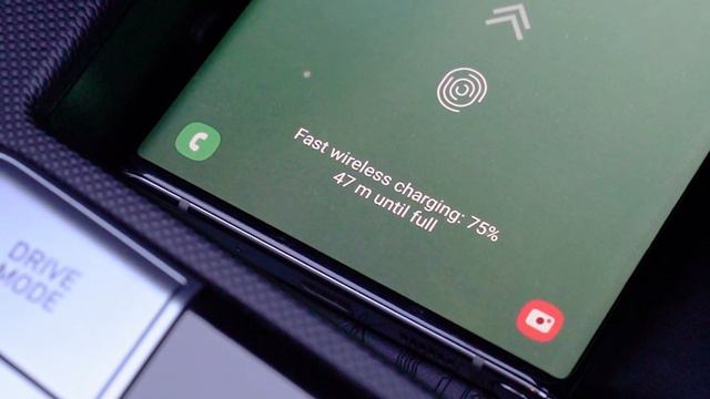 Wireless Phone Charging Pad | How-to Hyundai Canada смотреть онлайн