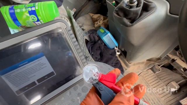 Ford transit - Abs light on fault code C1A96:64-2B - Testing for a short to ground смотреть онлайн
