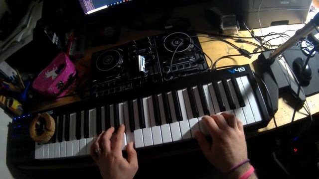 ALESIS V49